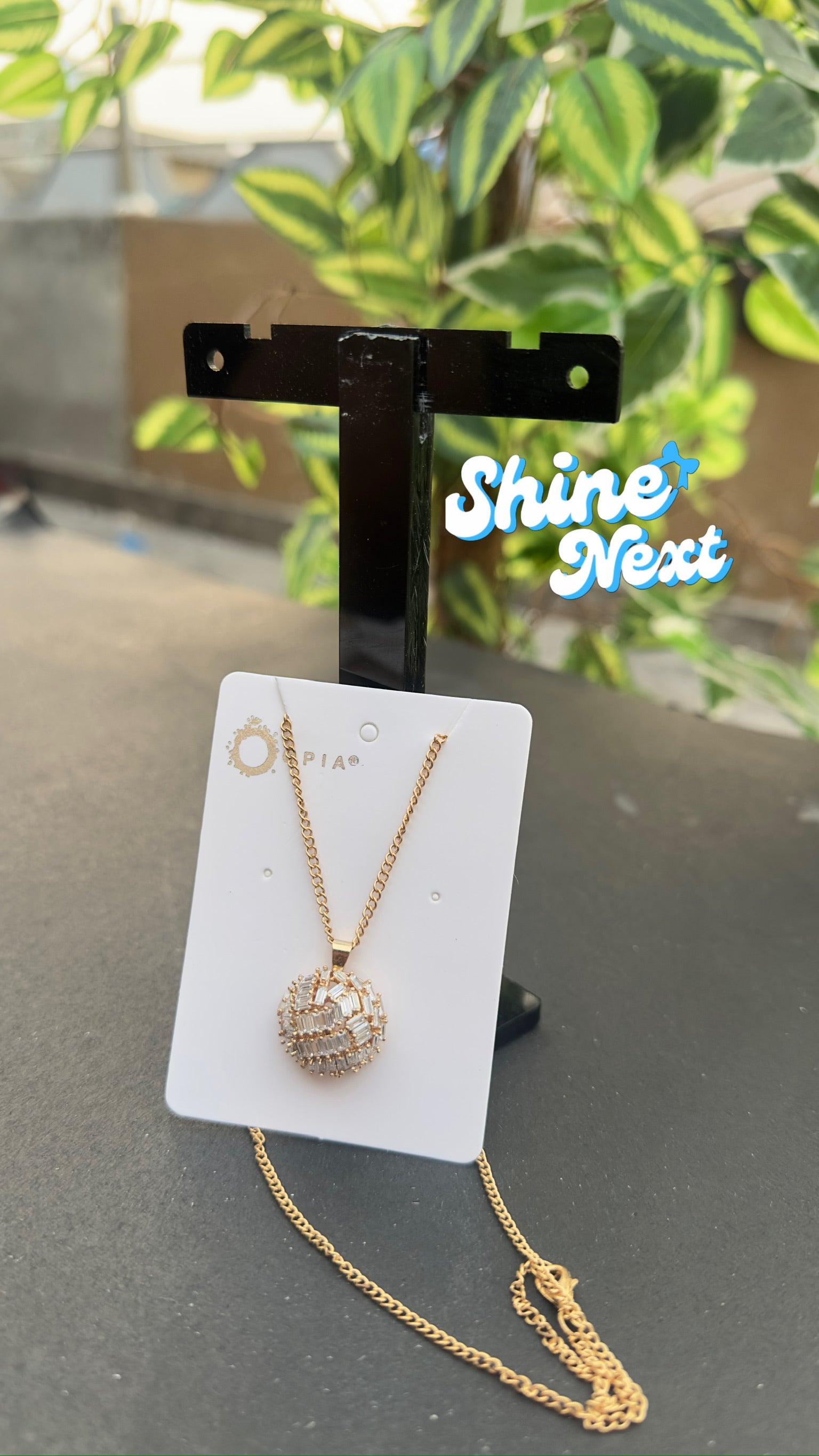 Stylish Chain Card – Durable, Elegant, and Easy to Carry