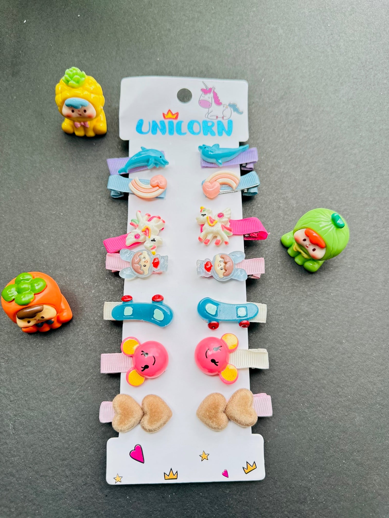 Stylish Hair Clips Card