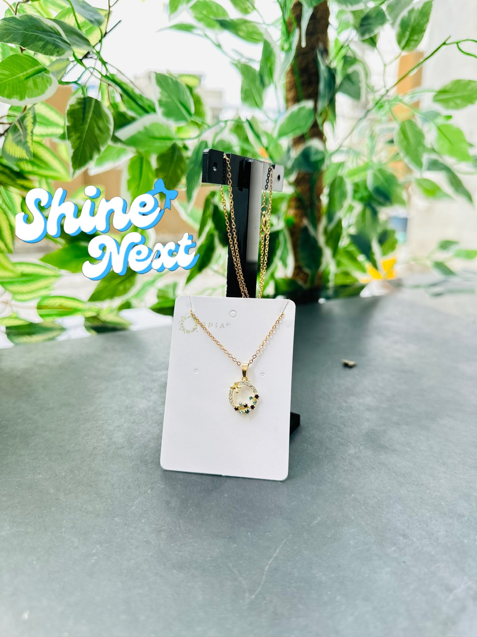 Premium Chain Card – Sleek, Durable, and Perfectly Stylish