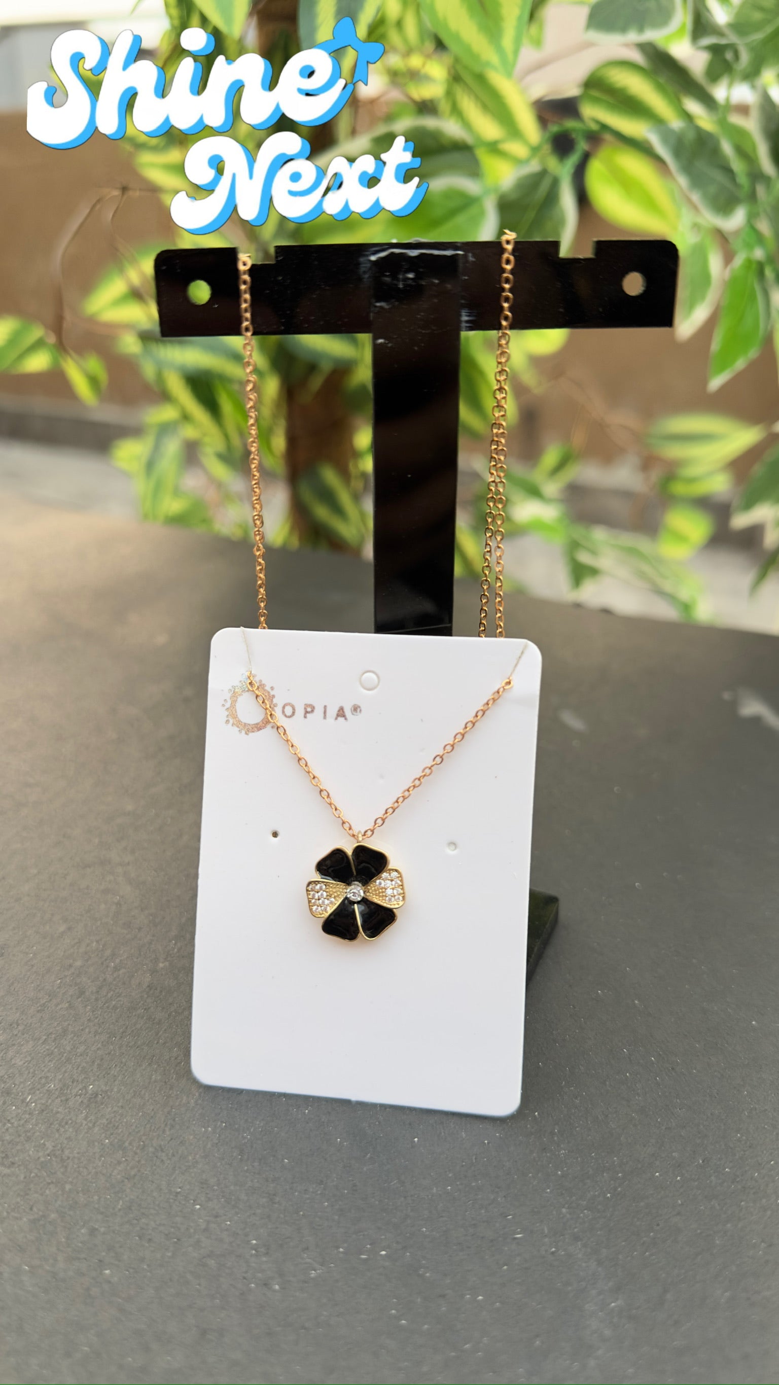 Elegant & Stylish Necklaces – Perfect Jewelry for Every Look