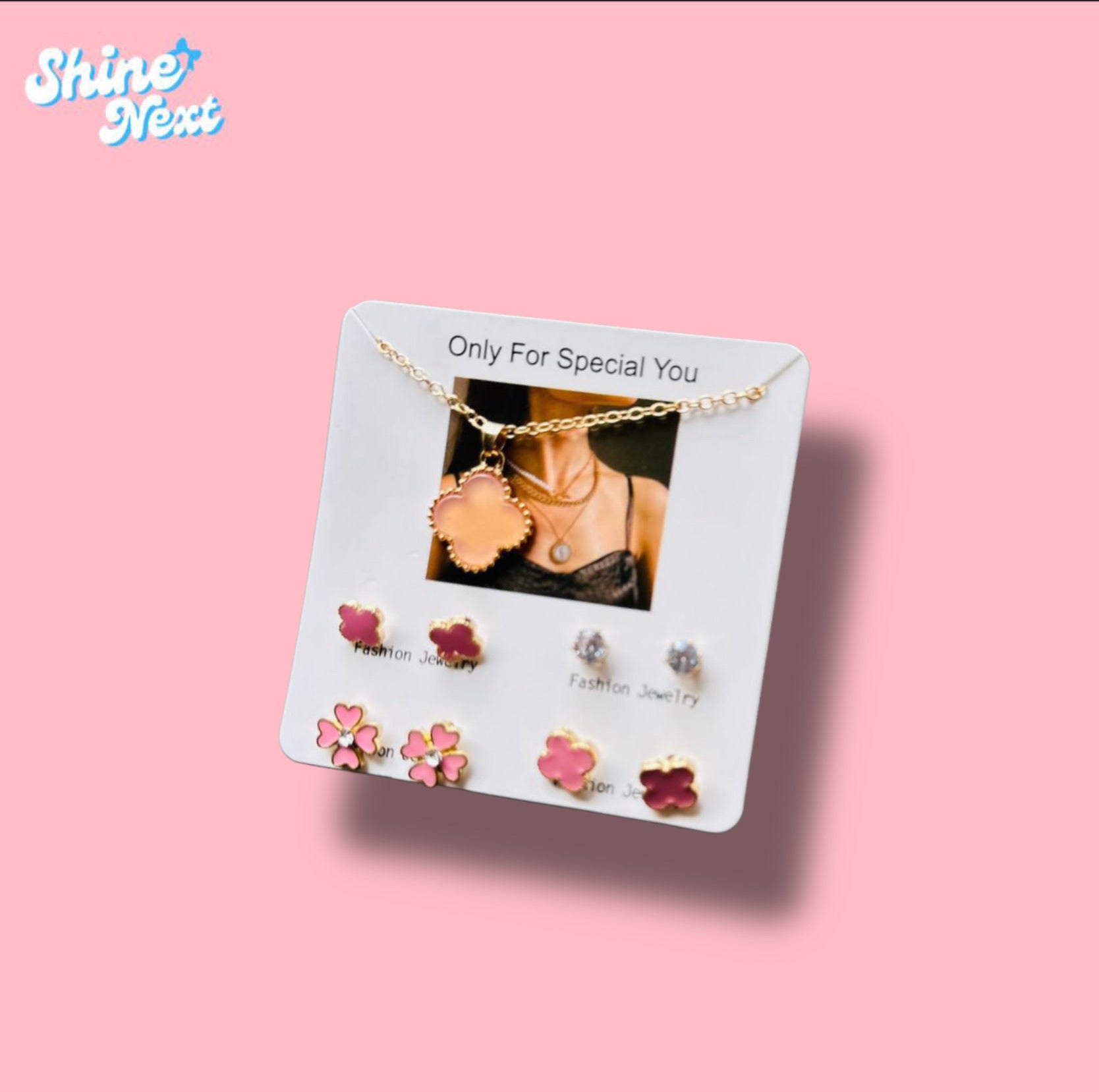 Elegant Card of Chain and Earrings – Stylish Gift Set for Her